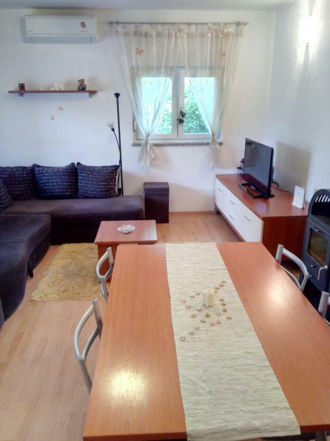 Apartment Melani Pula Dış mekan fotoğraf
